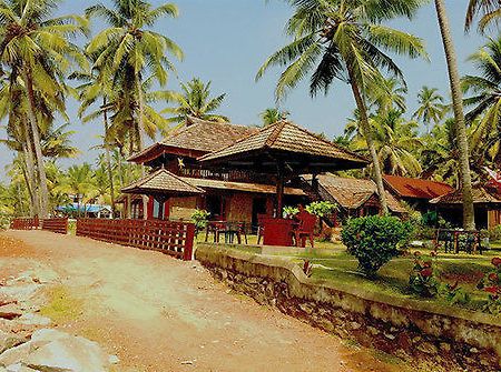 Blue Water Beach Resort Varkala Exterior foto