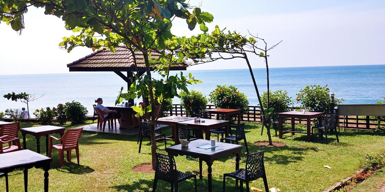 Blue Water Beach Resort Varkala Exterior foto